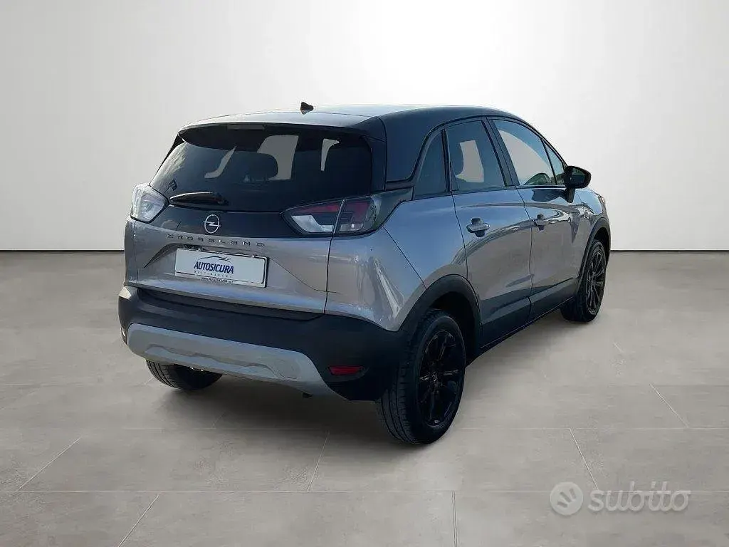 Usata Opel Crossland Design & Tech 110 CV (80 kW) 2022 Grigio SUV
