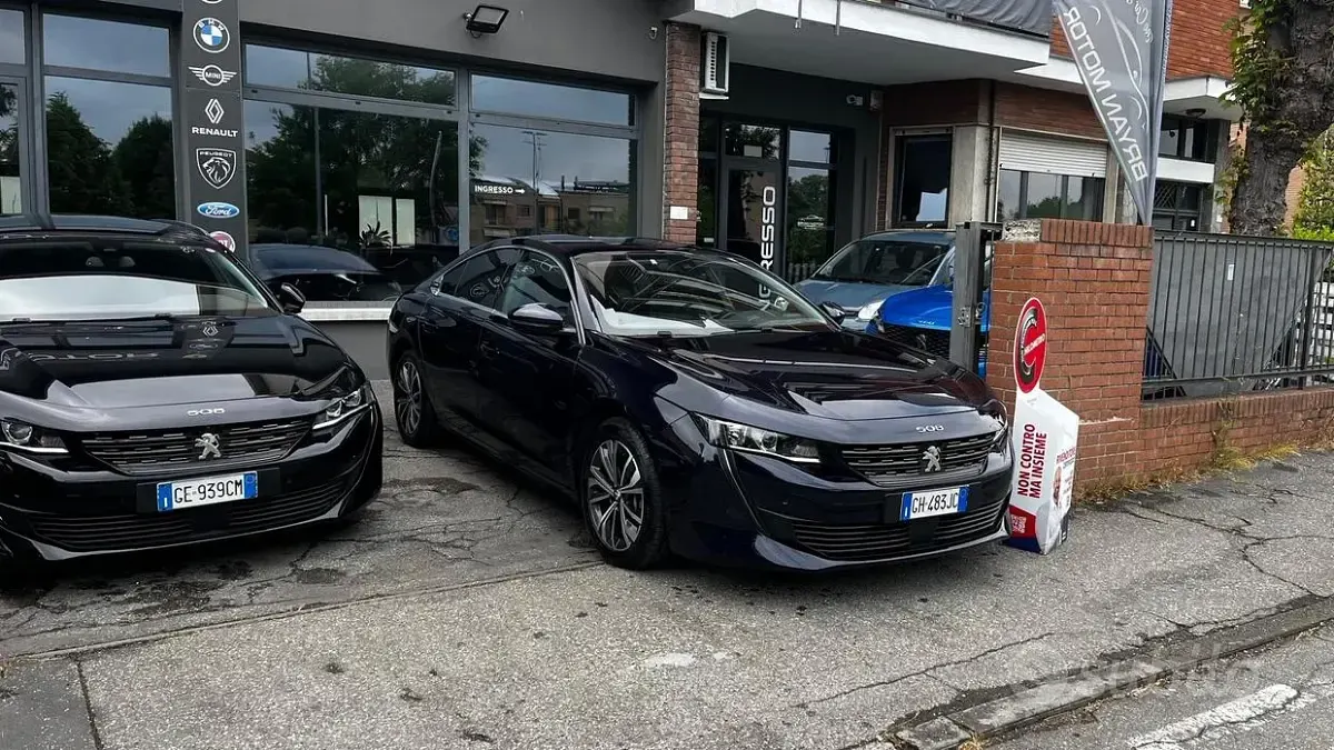 Usata Peugeot 508 Allure 181 CV (133 kW) 2021 Blu Berlina