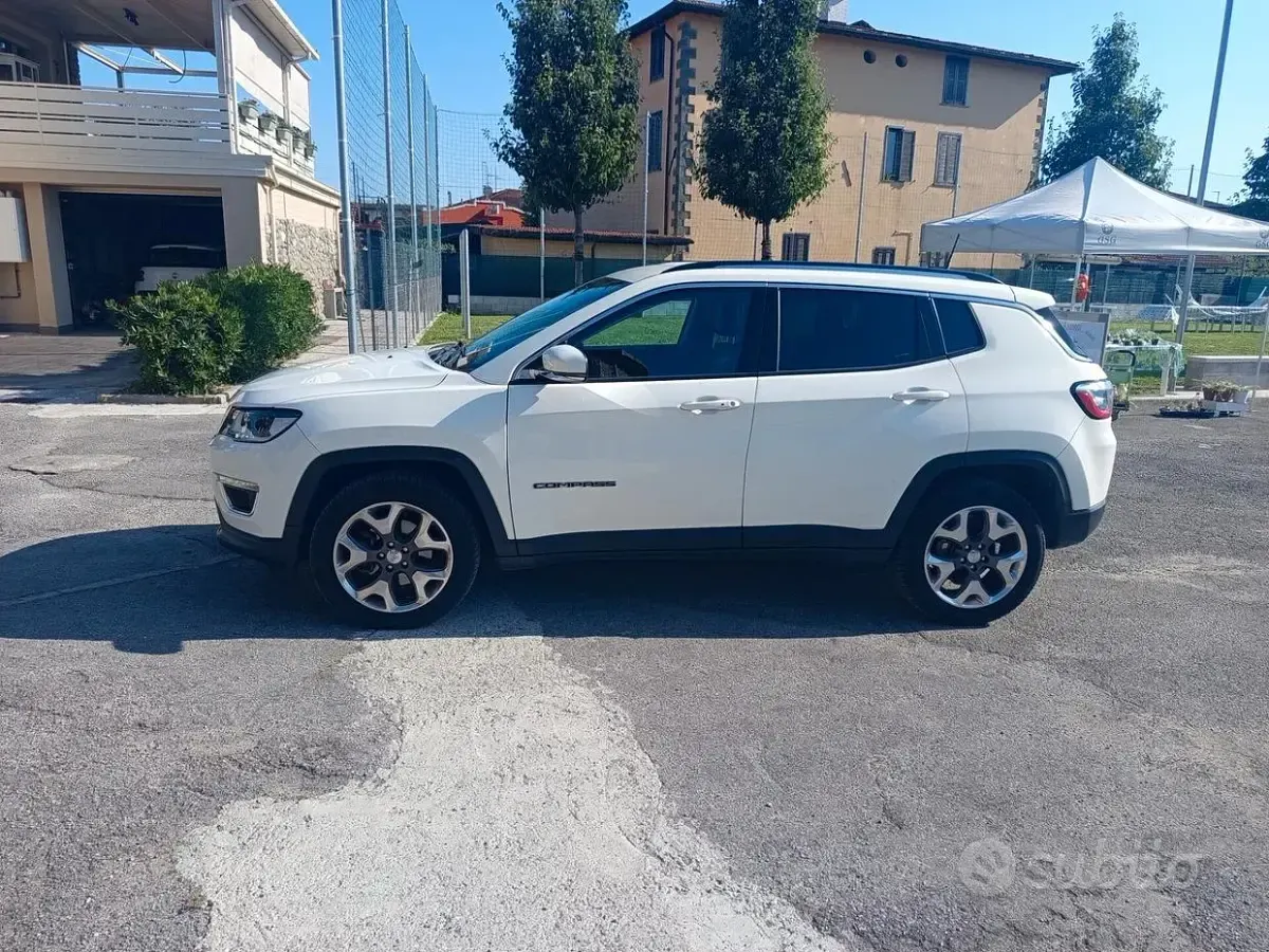 Usata Jeep Compass Limited 140 CV (102 kW) 2020 Bianco SUV