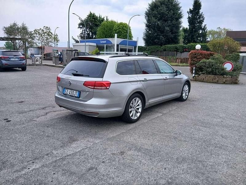 Usata VW Passat Business 150 CV (110 kW) 2015 Argento Station wagon