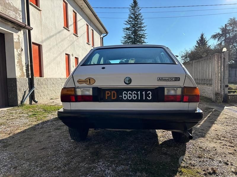 Usata Alfa Romeo Alfasud 68 CV (50 kW) 1982 Bianco Berlina
