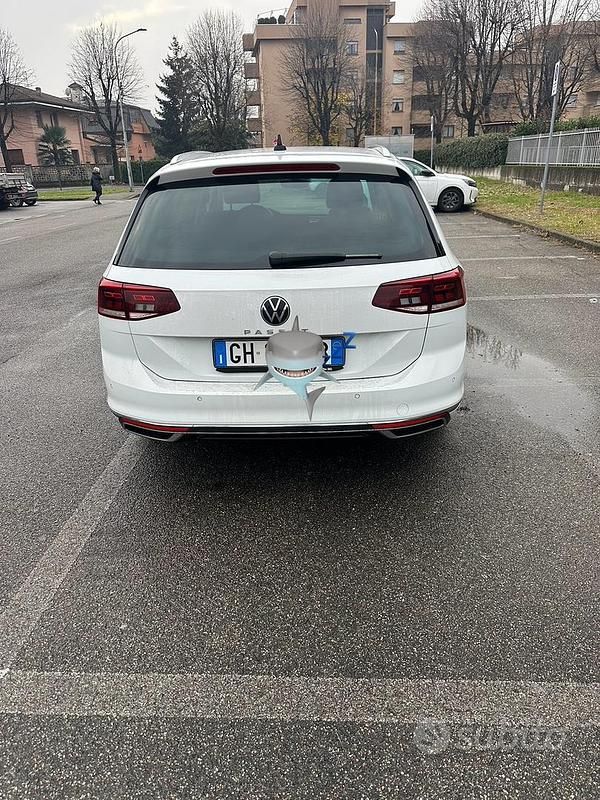 Usata VW Passat 150 CV (110 kW) 2019 Bianco Station wagon