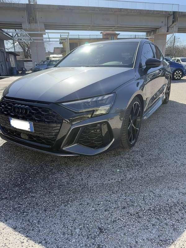 Usata Audi RS3 Ambiente 400 CV (294 kW) 2022 Berlina
