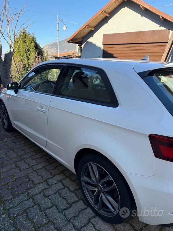 Usata Audi A3 116 CV (85 kW) 2017 Utilitaria
