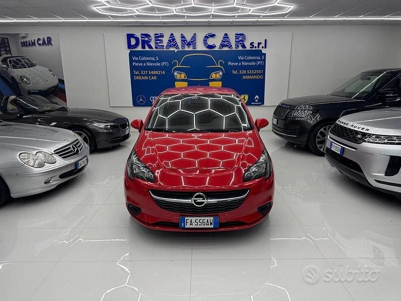 Usata Opel Corsa 90 CV (66 kW) 2015 Rosso Berlina