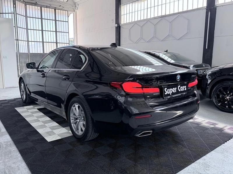 Usata BMW 520 Sport Line 190 CV (139 kW) 2023 Nero Berlina