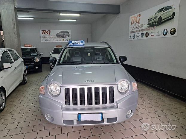 Usata Jeep Compass 140 CV (102 kW) 2010 Nero SUV