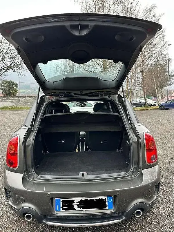 Usata Mini Cooper SD Countryman 143 CV (105 kW) 2014 Grigio SUV