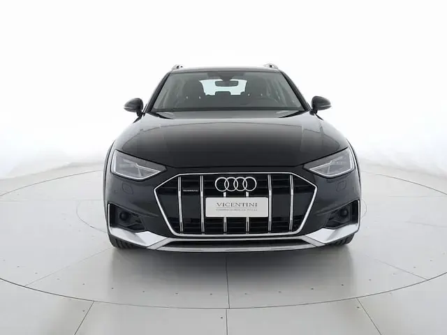 Usata Audi A4 Allroad Business 204 CV (150 kW) 2023 Nero mito metallizzato Station wagon
