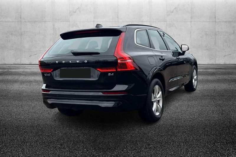 Usado Volvo XC60 Core 197 HP (144 kW) 2022 Preto SUV