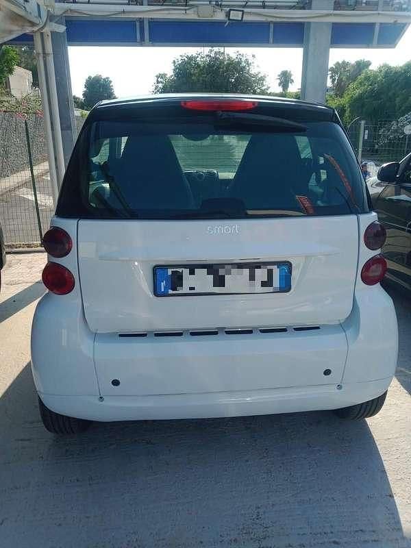 Usata 2008 Smart ForTwo Coupé Due volumi | 5500 € (Cara) - Immagine 1/4
