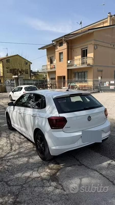 Usata VW Polo Highline 90 CV (66 kW) 2019 Bianco Utilitaria