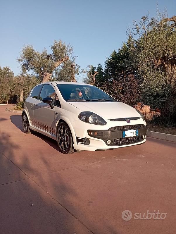 Usata Abarth Punto Evo 165 CV (121 kW) 2010 Utilitaria