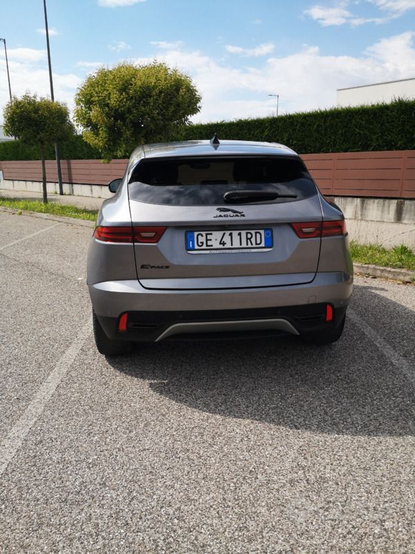 Usata Jaguar E-Pace S 200 CV (147 kW) 2021 Grigio SUV