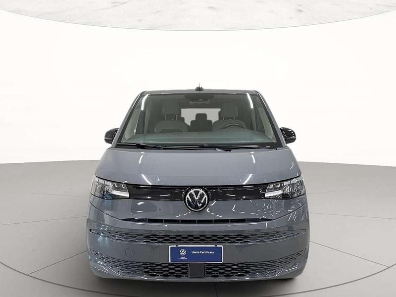 Usata VW Multivan 150 CV (110 kW) 2025 Pure gray Furgone