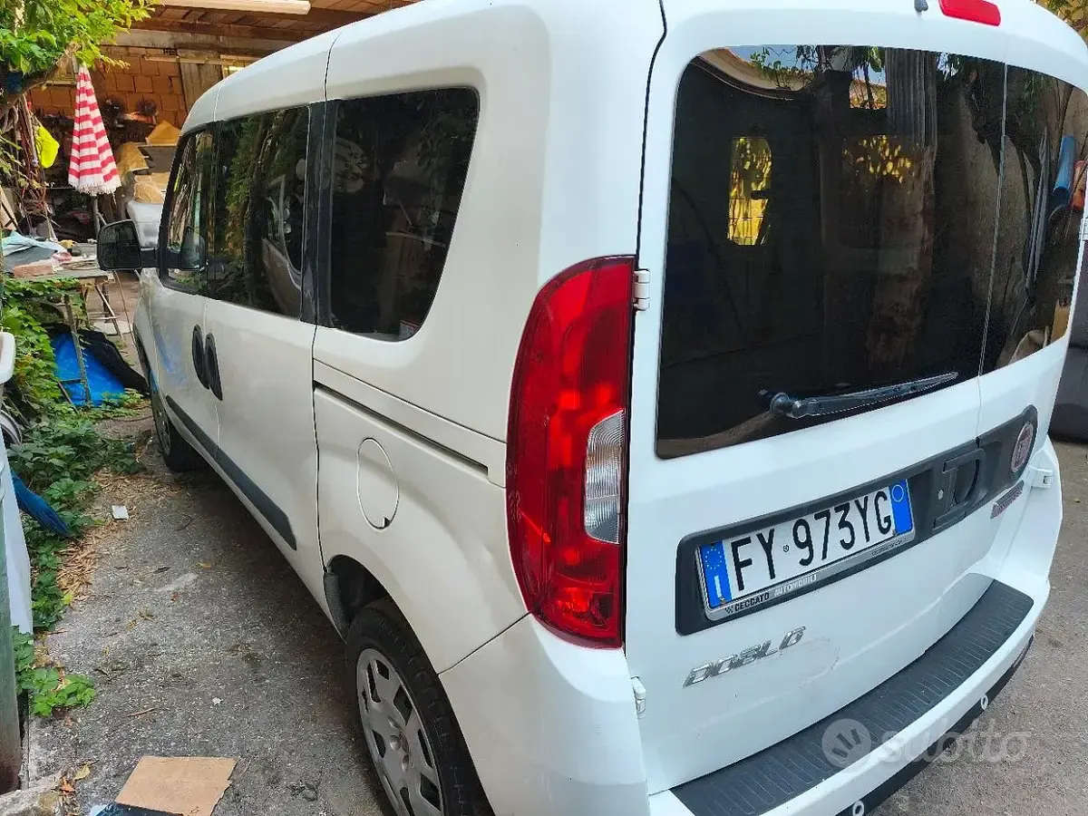 Usata Fiat Doblò 105 CV (77 kW) 2019 Monovolume