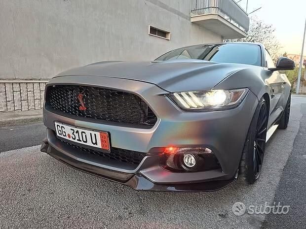Usata Ford Mustang GT Fastback 426 CV (313 kW) 2016 Grigio Coupé