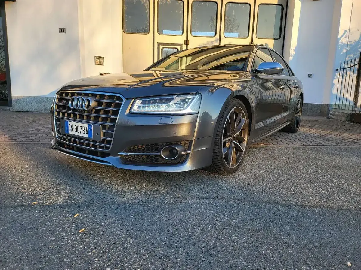 Usata Audi S8 Ambiente 519 CV (381 kW) 2014 Daytona Berlina
