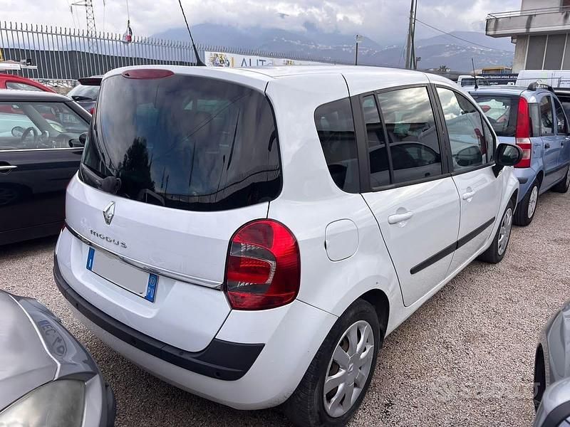 Usata Renault Grand Modus 2011 Bianco Monovolume