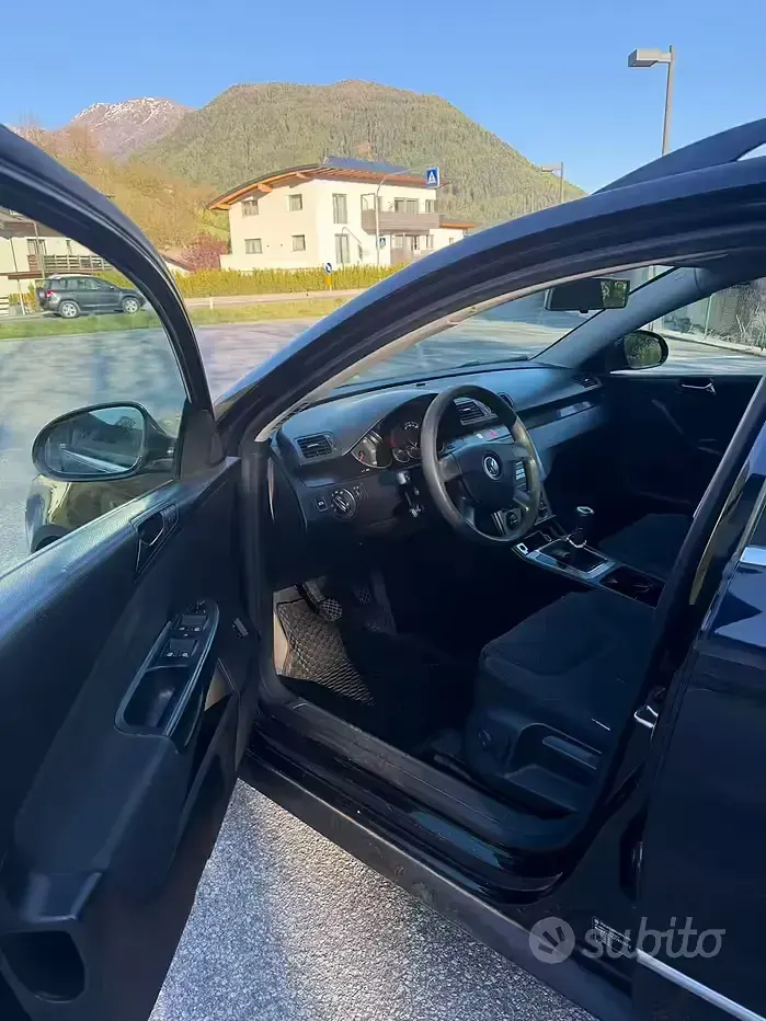 Usata VW Passat 140 CV (102 kW) 2007 Nero Station wagon
