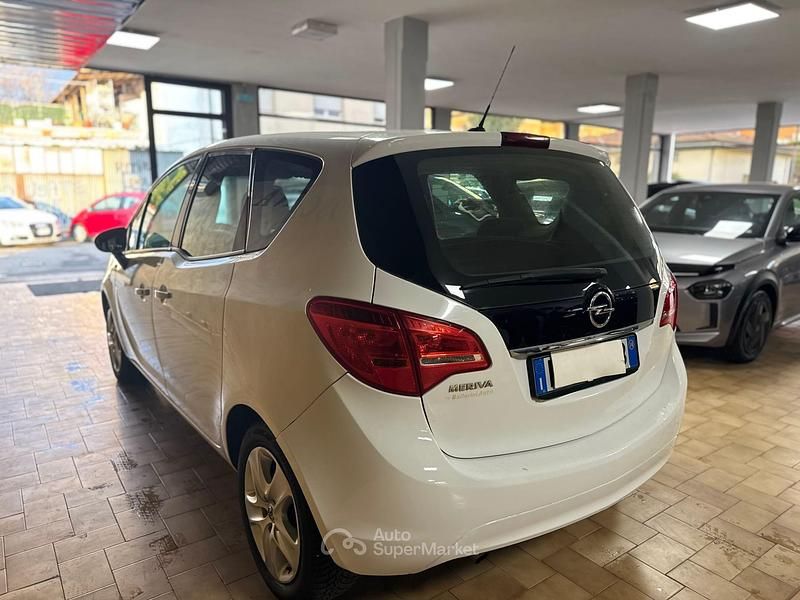 Usata Opel Meriva 120 CV (88 kW) 2014 Monovolume
