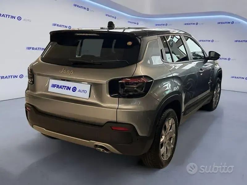 Occasion Jeep Avenger Altitude 101 PK (74 kW) 2023 Grijs SUV