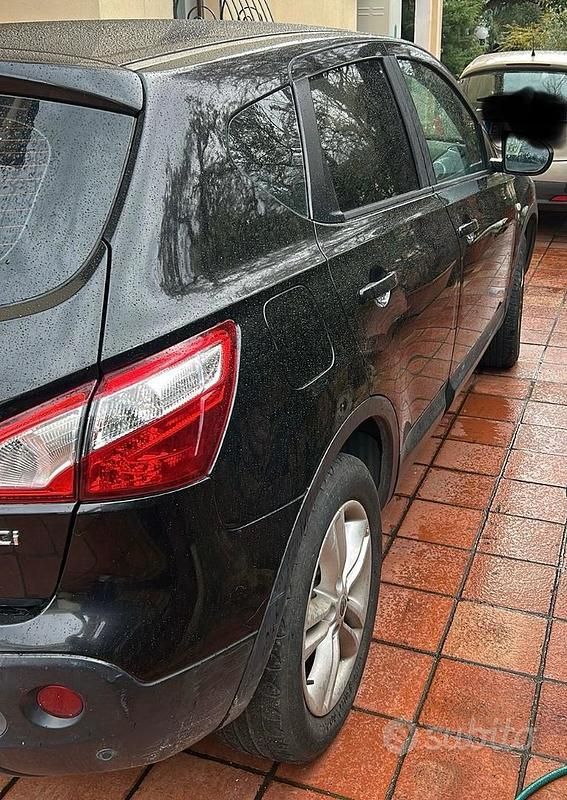 Usata Nissan Qashqai 115 CV (84 kW) 2011 Nero SUV