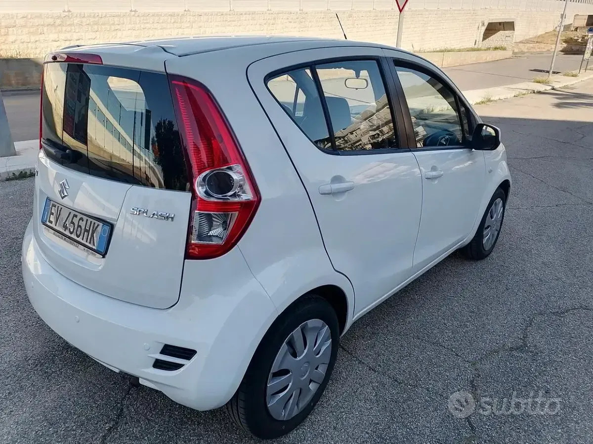 Usata Suzuki Splash Style 68 CV (50 kW) 2014 Bianco Utilitaria