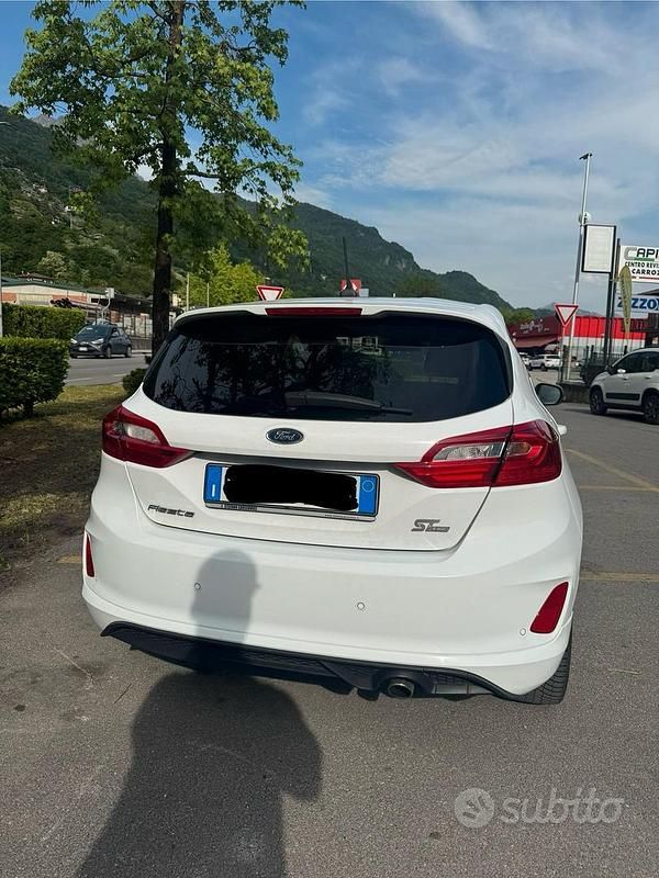Usata Ford Fiesta ST-Line 90 CV (66 kW) 2020 Bianco Utilitaria