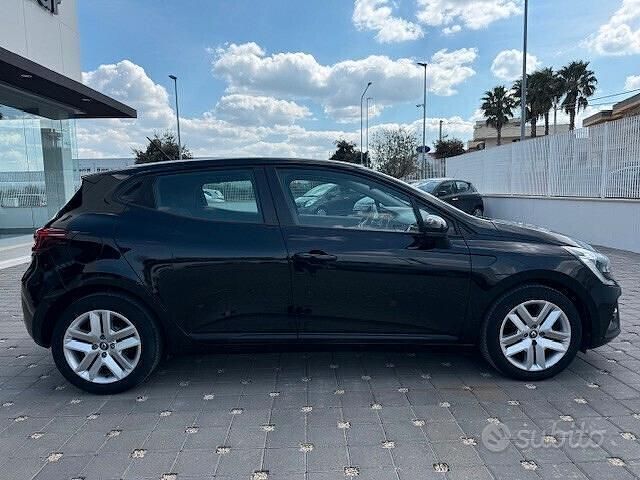 Usata Renault Clio V Intens 67 CV (49 kW) 2021 Nero Berlina