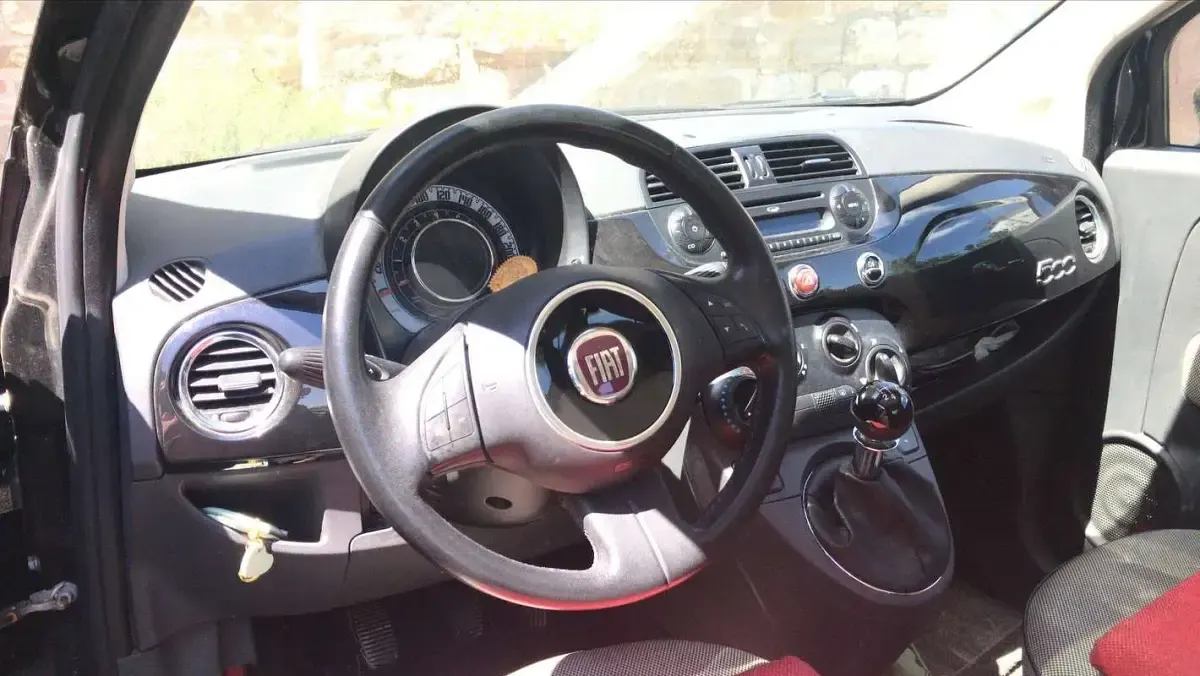 Usata Fiat 500 Lounge 69 CV (50 kW) 2010 Nero Utilitaria
