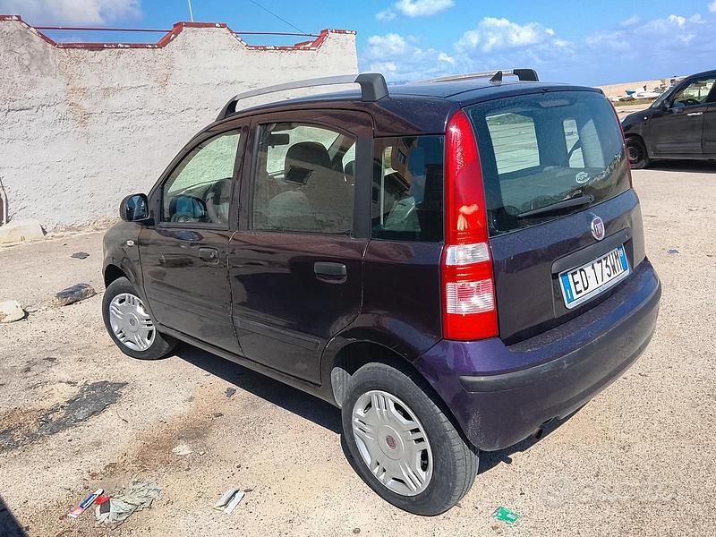Usata Fiat Panda 77 CV (56 kW) 2010 Utilitaria