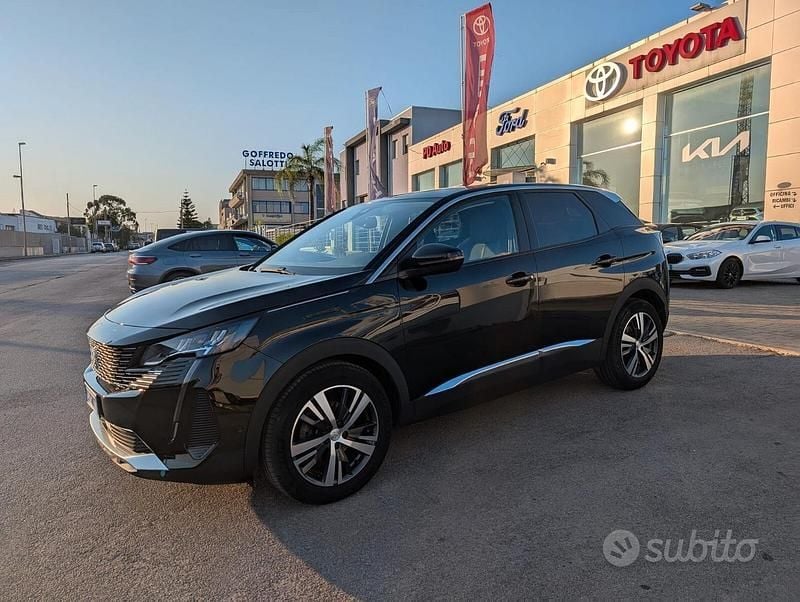 Usata Peugeot 3008 Allure 131 CV (96 kW) 2022 Nero SUV