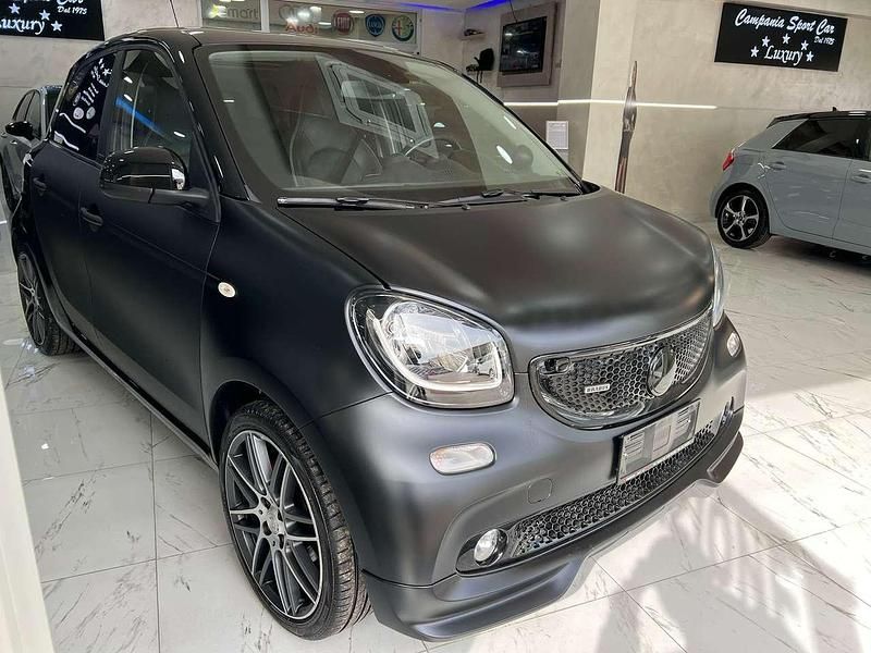 Usata Smart ForFour Brabus Xclusive 109 CV (80 kW) 2018 Nero Utilitaria