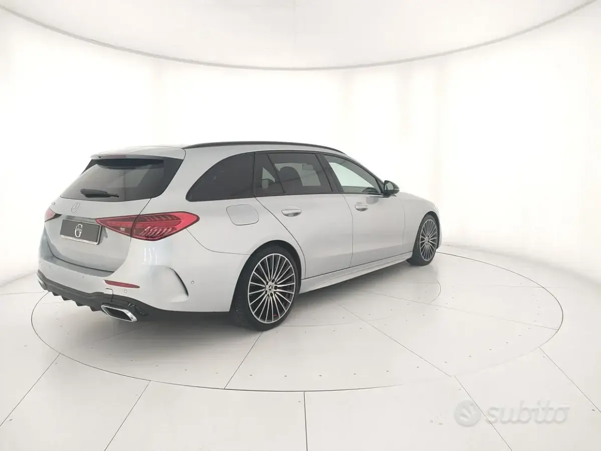 Usata Mercedes 220 Premium Plus 200 CV (147 kW) 2022 Grigio Station wagon