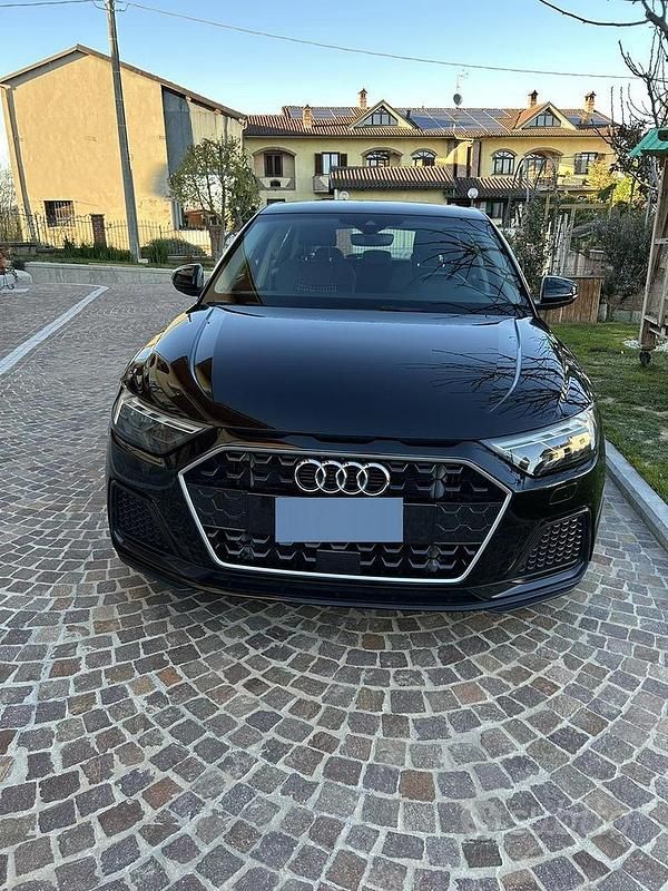 Occasion Audi A1 Sportback Advanced 116 ch (85 kW) 2019 Noir Citadine