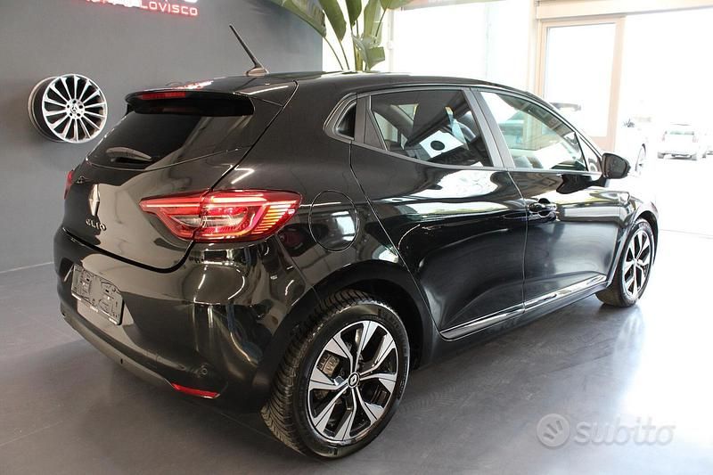 Occasion Renault Clio V Equilibre 91 ch (66 kW) 2023 Noir Berline