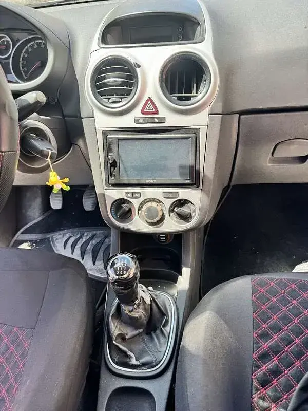 Usata Opel Corsa Sport 90 CV (66 kW) 2008 Utilitaria