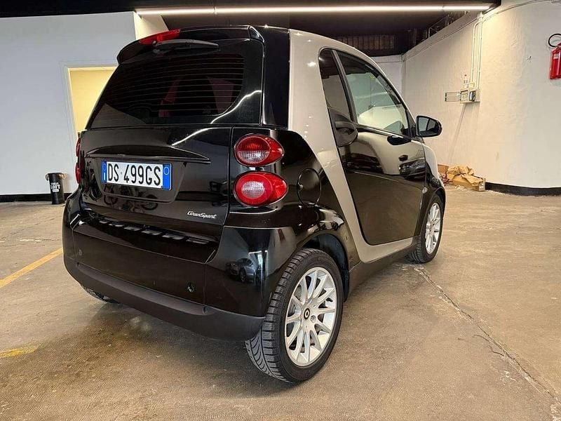 Usata Smart ForTwo Coupé Passion 84 CV (61 kW) 2008 Nero Utilitaria