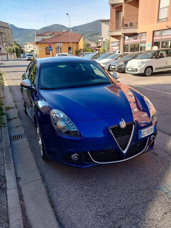 Usata Alfa Romeo Giulietta Super 120 CV (88 kW) 2020 Blu Utilitaria