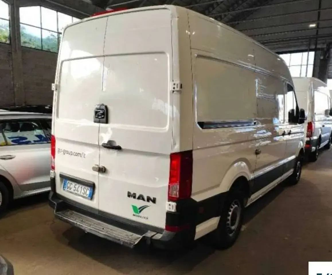 Usata VW Crafter 140 CV (102 kW) 2021 Azzurro Furgone