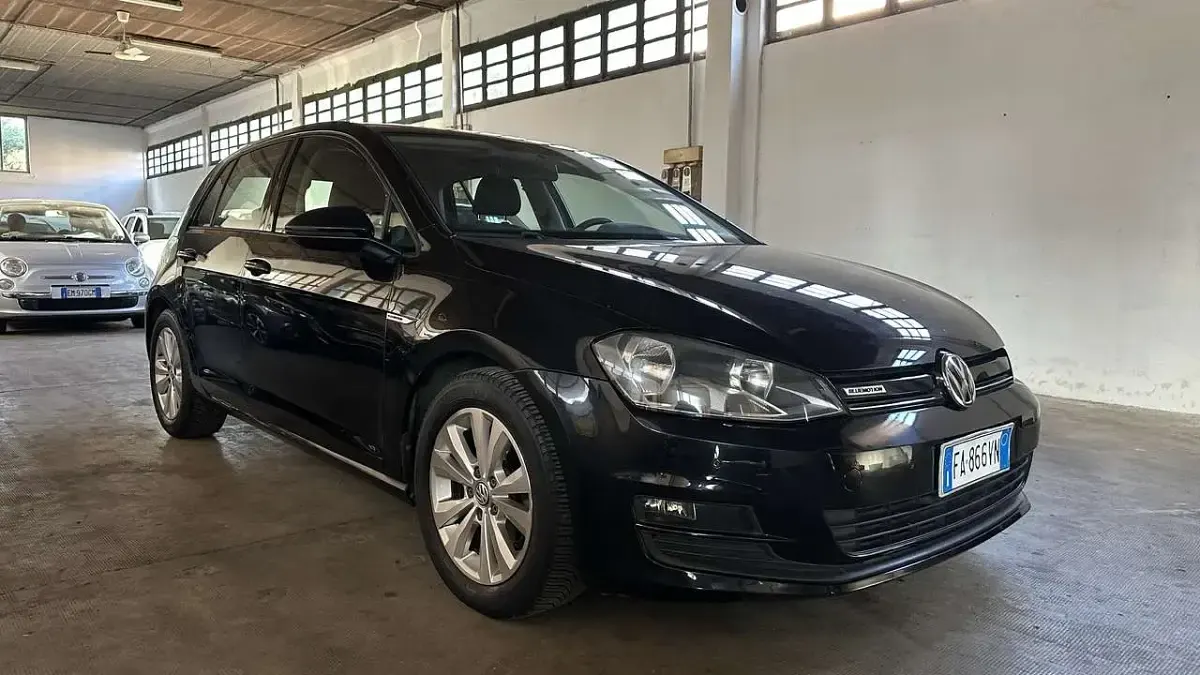 Usata VW Golf VII Comfortline 110 CV (80 kW) 2015 Nero Berlina