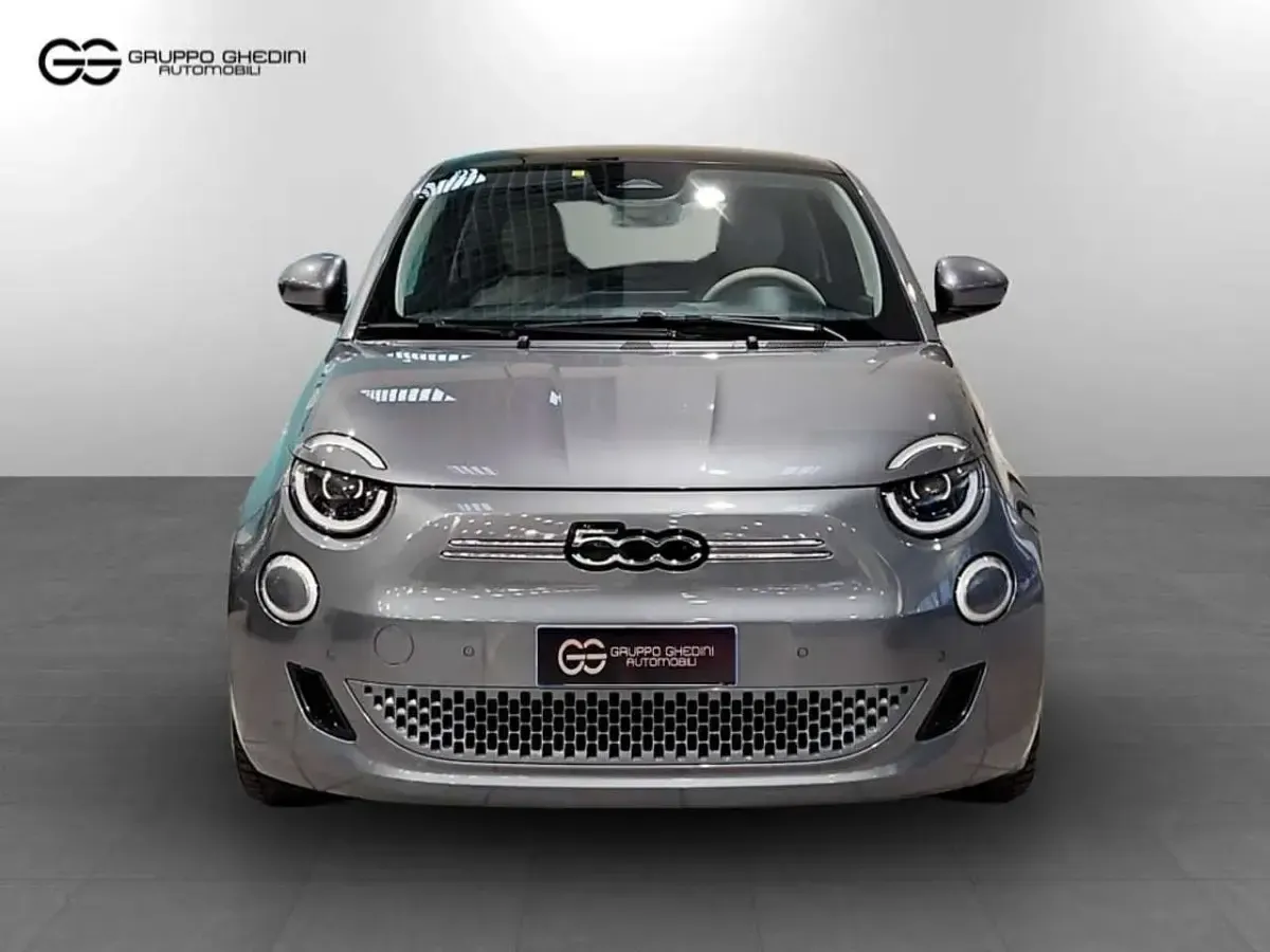 Usata Fiat 500e La Prima 42 kW (58 CV) 2022 Grigio Berlina