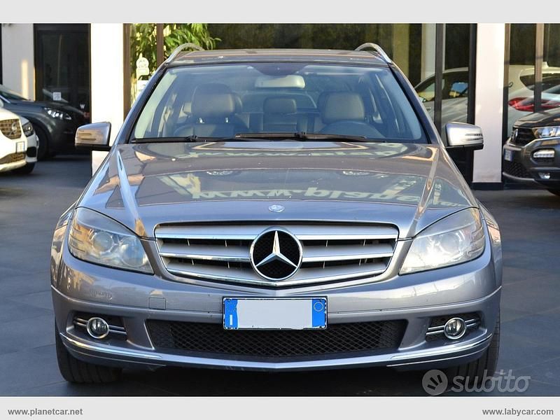 Usata Mercedes C220 Avantgarde 170 CV (125 kW) 2009 Grigio Station wagon