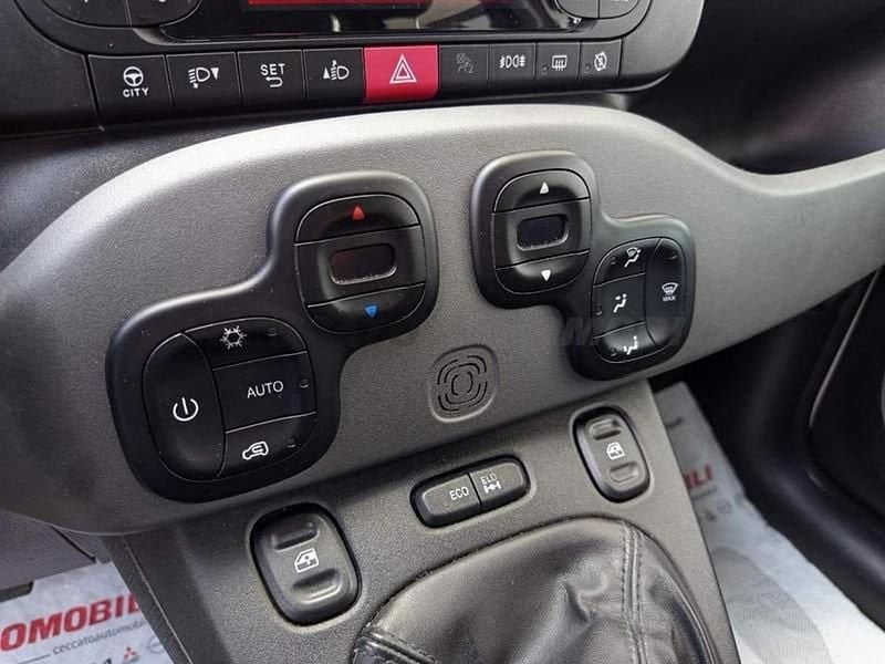 Usata Fiat Panda 4x4 S 86 CV (63 kW) 2017 Bianco Utilitaria