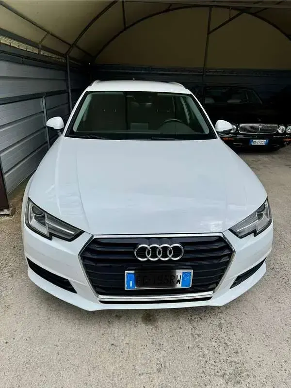 Usata Audi A4 Business 122 CV (89 kW) 2016 Bianco Station wagon