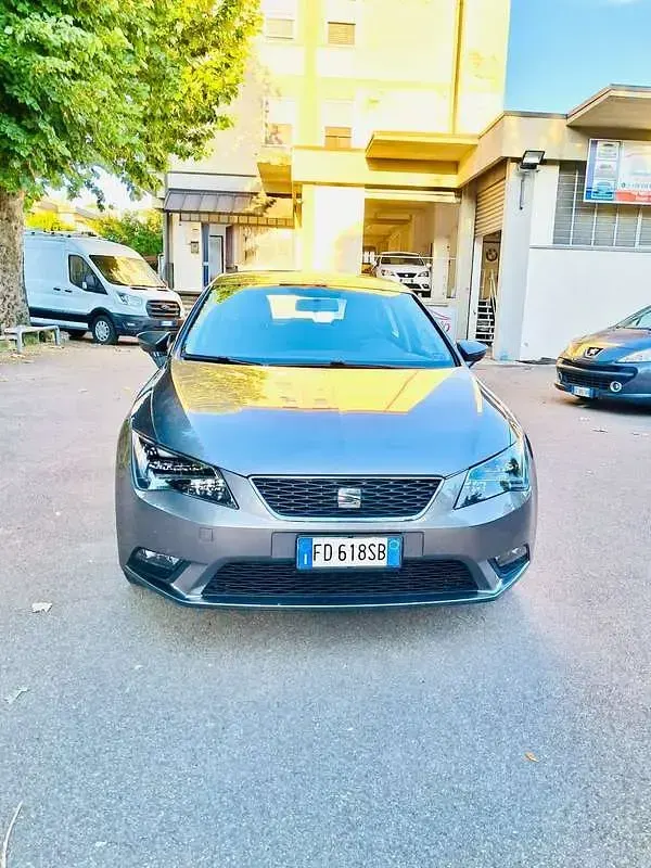 Usata Seat Leon Style 110 CV (80 kW) 2016 Berlina