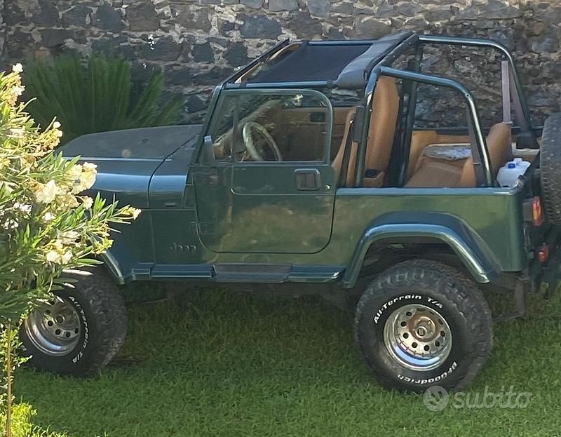 Usata Jeep Wrangler Limited 184 CV (135 kW) 1993 Verde SUV