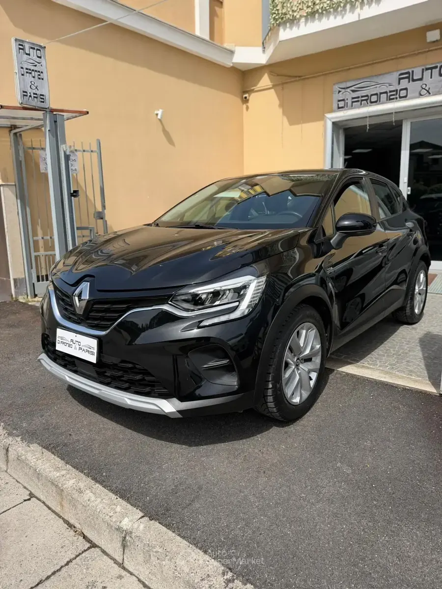 Usado Renault Captur 101 CV (74 kW) 2022 Negro SUV