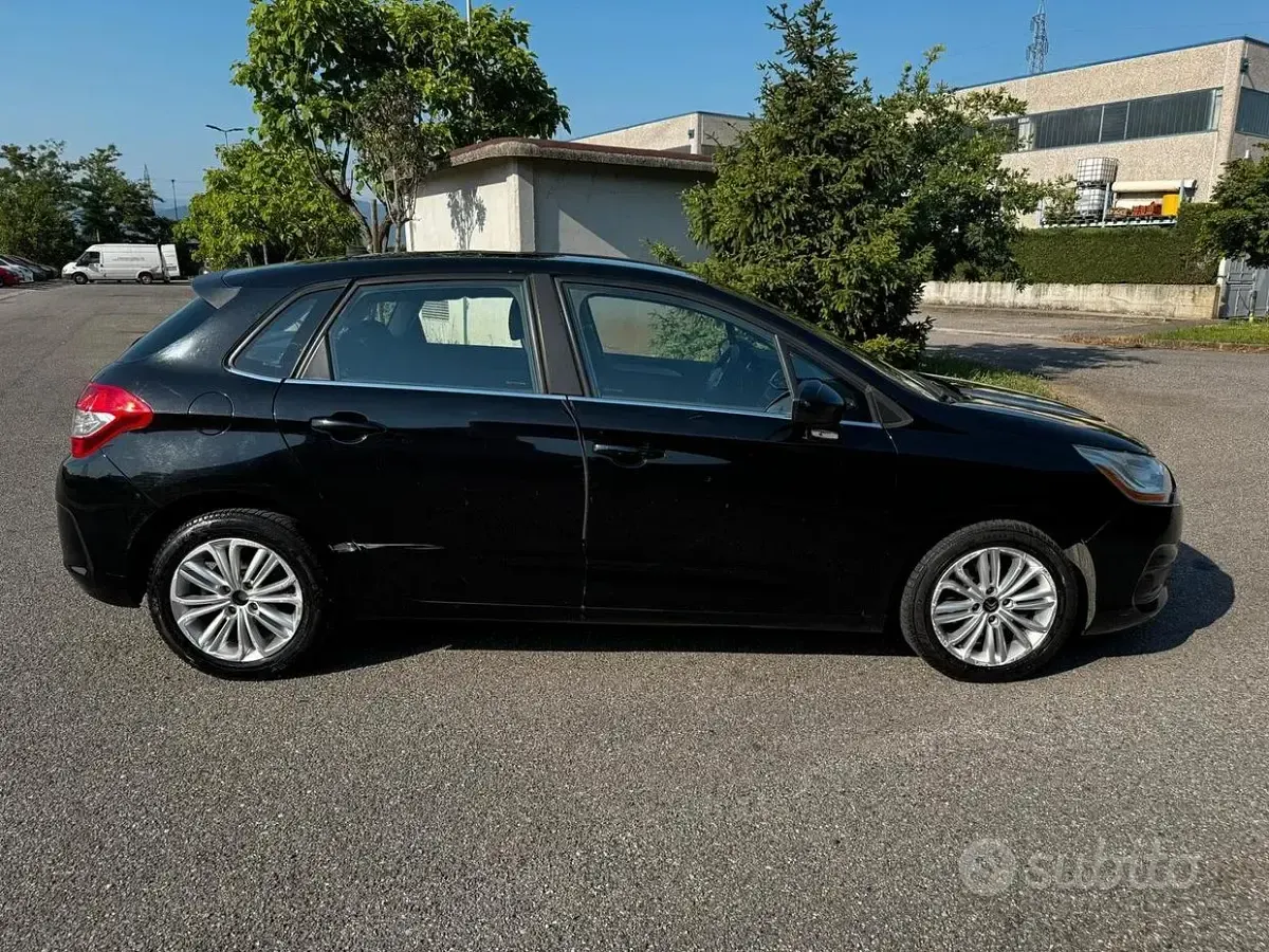 Usata Citroën C4 Exclusive 114 CV (83 kW) 2013 Nero Berlina